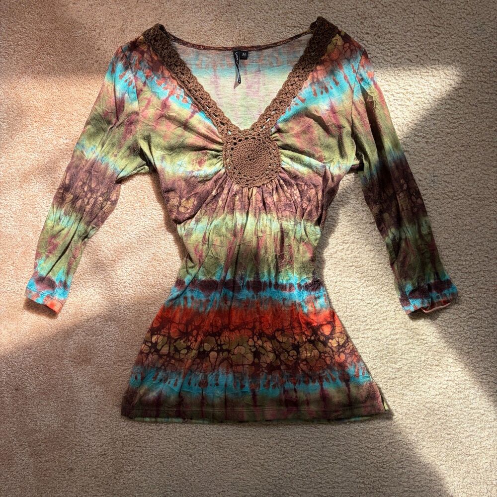 y2k hippie earthy tie dye crochet trim boho top